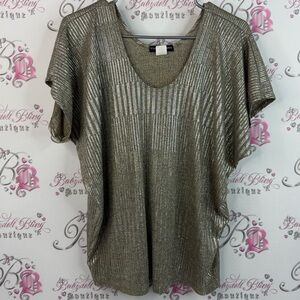Kim & Cami T-shirt shiny sparkly shirt Metallic Silver Short Sleeve Blouse